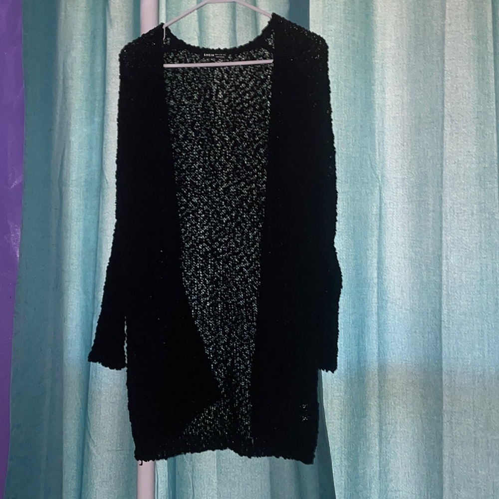 •black cardigan•